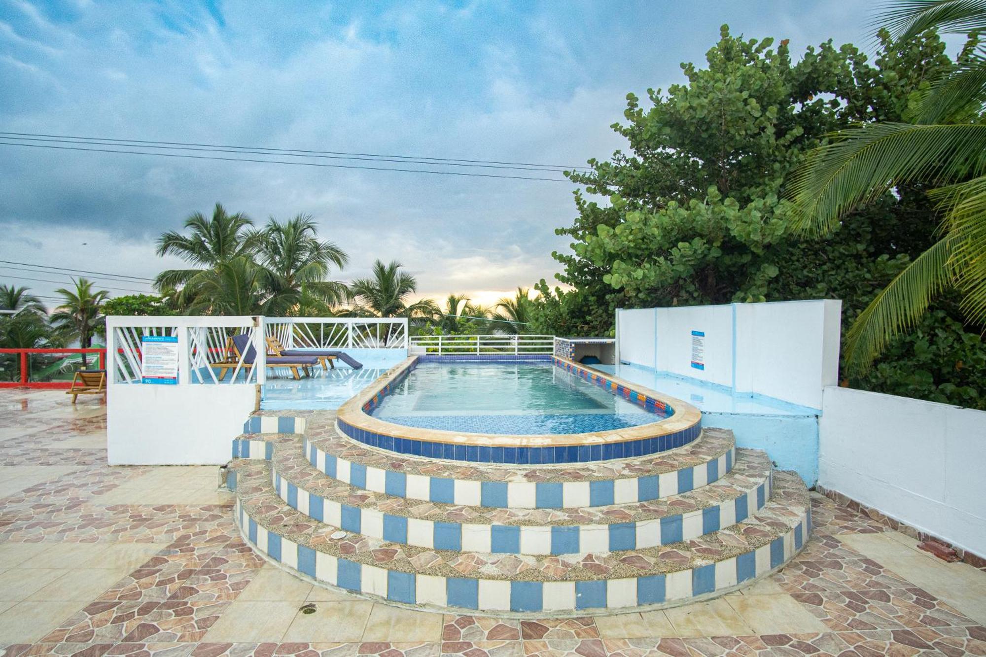 Coveñas Hotel Playa Divina מראה חיצוני תמונה